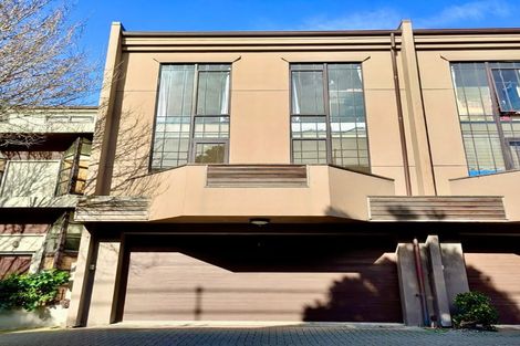 Photo of property in Mendosa Terraces Apartments, 29/9 Ebor Street, Te Aro, Wellington, 6011