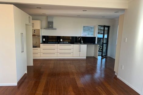 Photo of property in 35 Sunnyside Crescent, Papatoetoe, Auckland, 2025