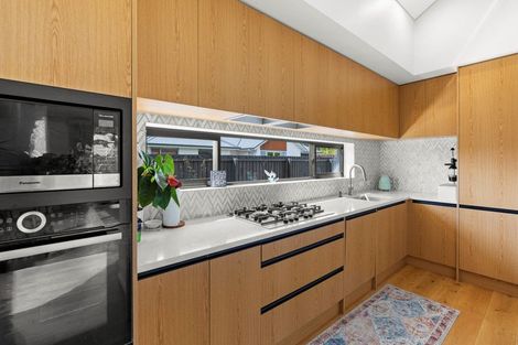 Photo of property in 34 Evelyn Crescent, Marshland, Christchurch, 8083