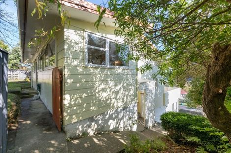 Photo of property in 76 Lord Street, Stokes Valley, Lower Hutt, 5019