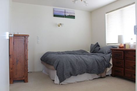 Photo of property in 3 Richards Avenue, Forrest Hill, Auckland, 0620