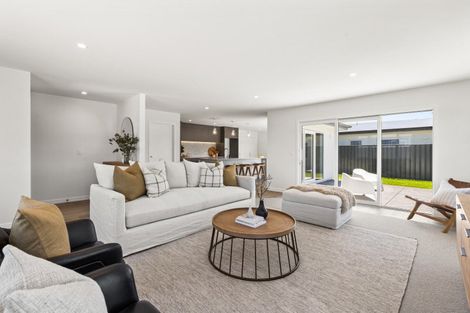 Photo of property in 21 George Yee Place, Taradale, Napier, 4112