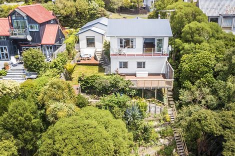 Photo of property in 85 Kahu Road, Paremata, Porirua, 5024