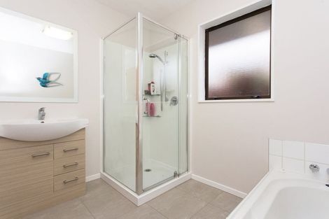 Photo of property in 49 Lowry Avenue, Redwood, Christchurch, 8051