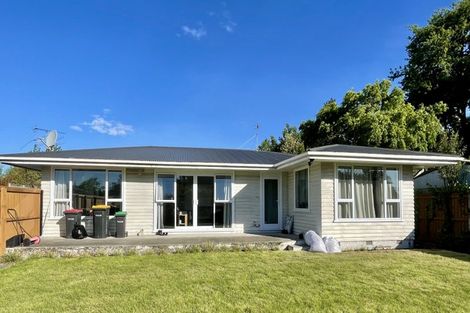 Photo of property in 2/60 Grahams Road, Burnside, Christchurch, 8041