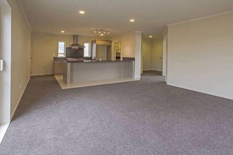 Photo of property in 394 Ormiston Road, Flat Bush, Auckland, 2019
