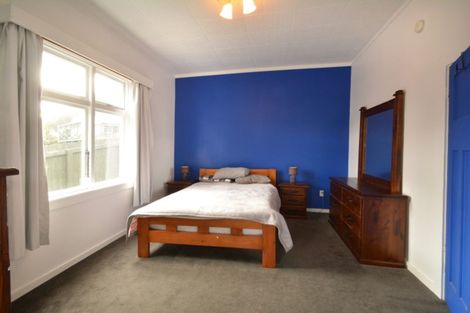 Photo of property in 121 Kaikorai Valley Road, Glenross, Dunedin, 9011