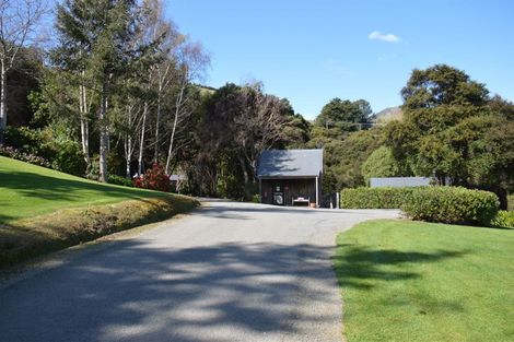 Photo of property in 6888j Christchurch Akaroa Road, Takamatua, 7581