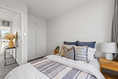 Photo of property in 8/112a Olliviers Road, Phillipstown, Christchurch, 8011