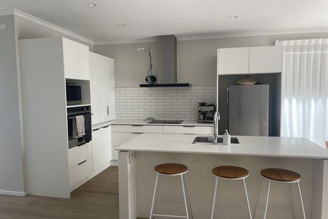 Photo of property in 11 Rigby Drive, Whenuapai, Auckland, 0618