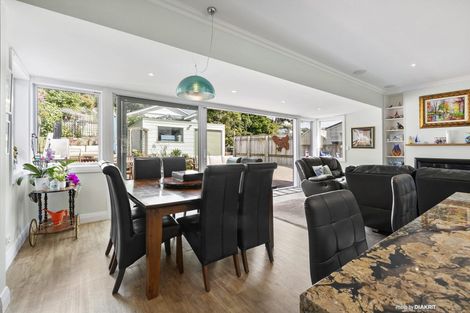Photo of property in 11 Humber Street, Island Bay, Wellington, 6023