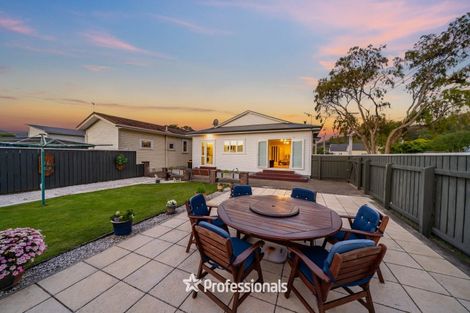 Photo of property in 32 Birdwood Road, Waterloo, Lower Hutt, 5011