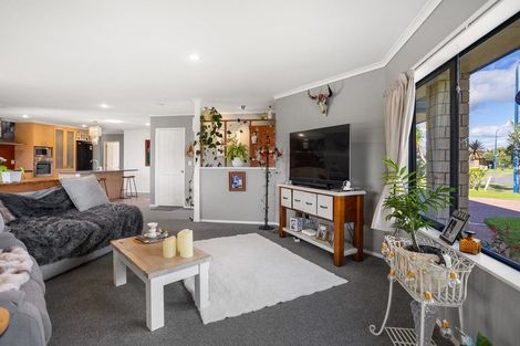 Photo of property in 1 Heritage Close, Whitianga, 3510