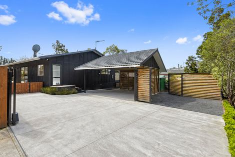 Photo of property in 44 Matua Road, Huapai, Kumeu, 0810