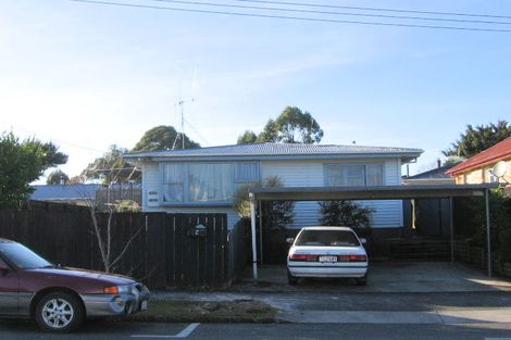 Photo of property in 2 Dowding Street, Melville, Hamilton, 3206