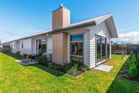 Photo of property in 15 Tai Road, Wharewaka, Taupo, 3330
