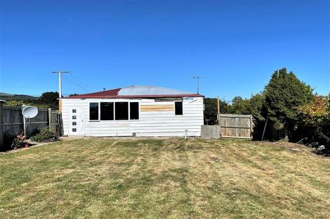 Photo of property in 27 Poole Street, Kaitangata, 9210