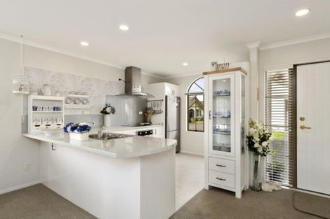 Photo of property in Seacrest, 4/200 Papamoa Beach Road, Papamoa Beach, Papamoa, 3118