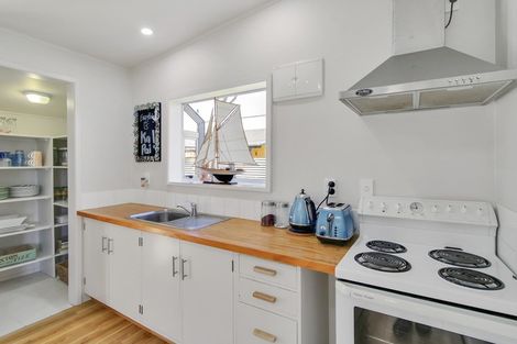 Photo of property in 93 Seabury Avenue, Foxton Beach, Foxton, 4815