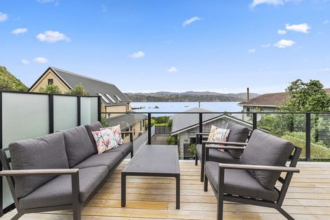 Photo of property in 111a Breaker Bay Road, Breaker Bay, Wellington, 6022