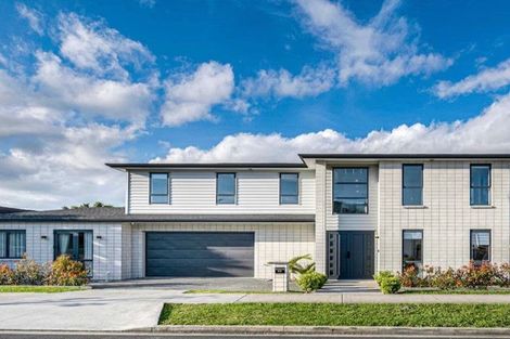 Photo of property in 62 Donegal Park Drive, Flat Bush, Auckland, 2019