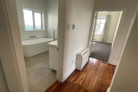 Photo of property in 158 Russell Terrace, Berhampore, Wellington, 6023