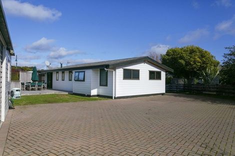 Photo of property in 16 Victoria Street, Richmond Heights, Taupo, 3330