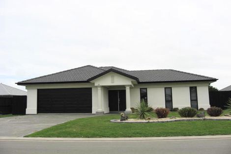 Photo of property in 17 Cairnbrae Drive, Prebbleton, 7604