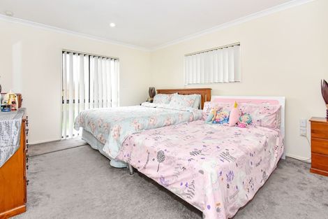 Photo of property in 12 Carn Place, Weymouth, Auckland, 2103