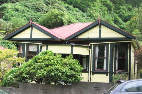 Photo of property in 11 Adams Terrace, Aro Valley, Wellington, 6021