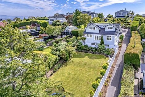 Photo of property in 119 Dyers Pass Road, Cashmere, Christchurch, 8022