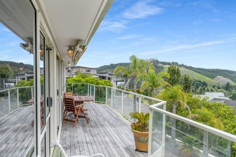 Photo of property in 121 Pacific View Drive, Whangamata, 3620