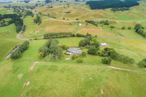 Photo of property in 322 Finnis Road, Pohangina, Feilding, 4775