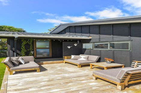 Photo of property in 44 Matua Road, Huapai, Kumeu, 0810