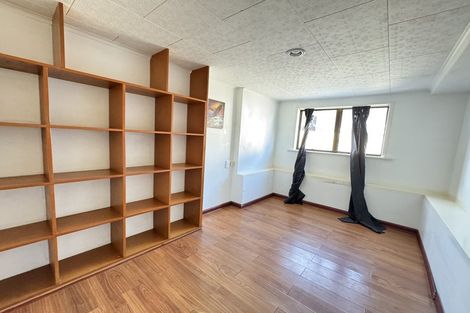 Photo of property in 71 Tirimoana Road, Te Atatu South, Auckland, 0602