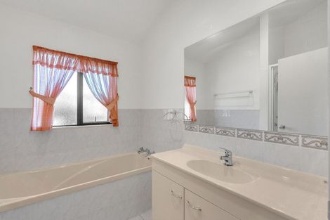 Photo of property in 13 Taipa View Road, Taipa, 0483