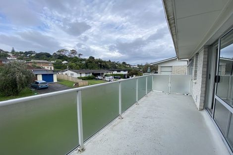 Photo of property in 1/36 Sandiacre Way, Browns Bay, Auckland, 0630