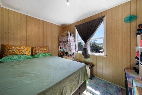 Photo of property in 15 Whitley Crescent, Otara, Auckland, 2023