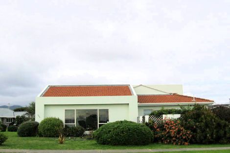 Photo of property in 304 Manly Street, Paraparaumu Beach, Paraparaumu, 5032