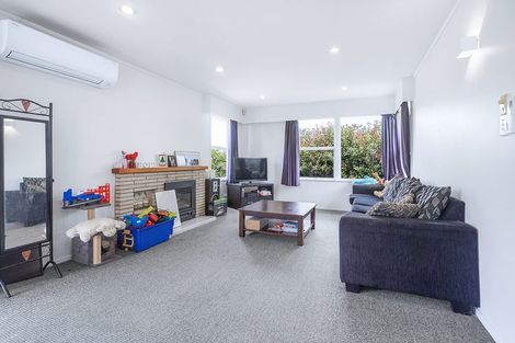 Photo of property in 9 Katherine Place, Melville, Hamilton, 3206