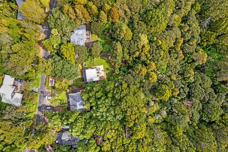 Photo of property in 43 Kauri Point Road, Laingholm, Auckland, 0604