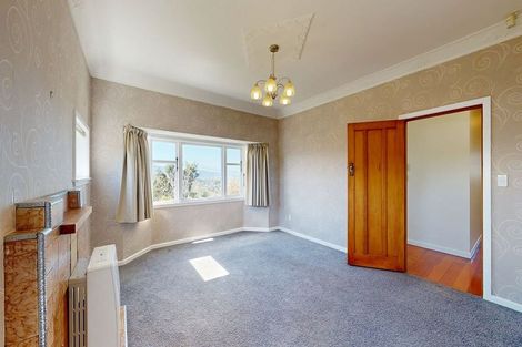 Photo of property in 168 The Ridgeway, Mornington, Wellington, 6021