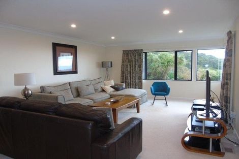 Photo of property in 26 Ramphal Terrace, Khandallah, Wellington, 6035