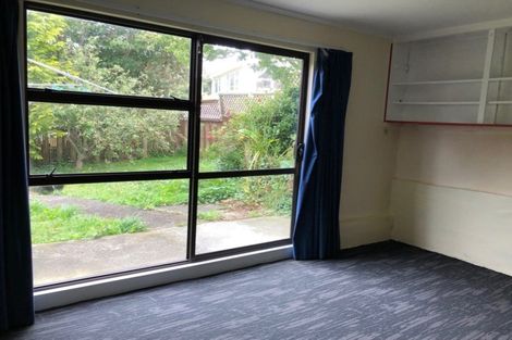 Photo of property in 15 Bancroft Terrace, Newlands, Wellington, 6037