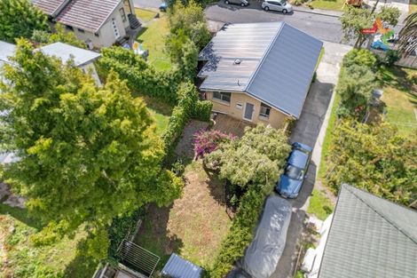 Photo of property in 10 Crawford Grove, Naenae, Lower Hutt, 5011