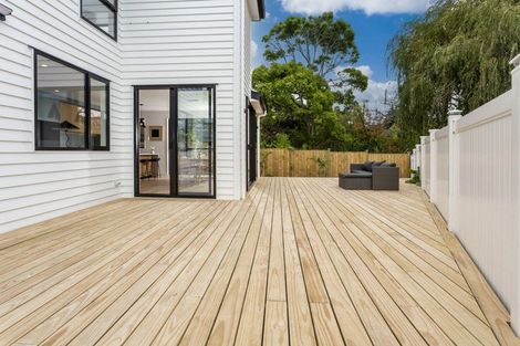 Photo of property in 23a Glenvar Road, Torbay, Auckland, 0630