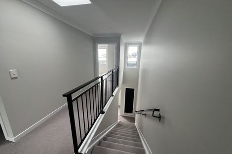 Photo of property in 21 Koura Drive, Red Beach, 0932