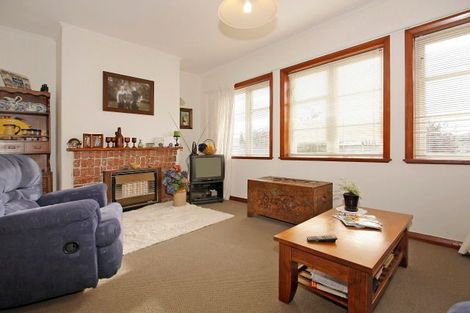 Photo of property in 44 Frederick Street, Terrace End, Palmerston North, 4410