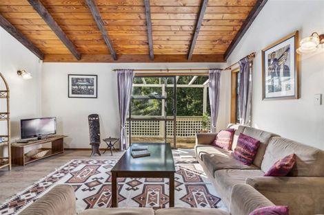 Photo of property in 1/305 Rangatira Road, Beach Haven, Auckland, 0626