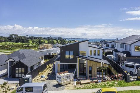 Photo of property in 9 Hapukupuku Avenue, Beachlands, Auckland, 2018